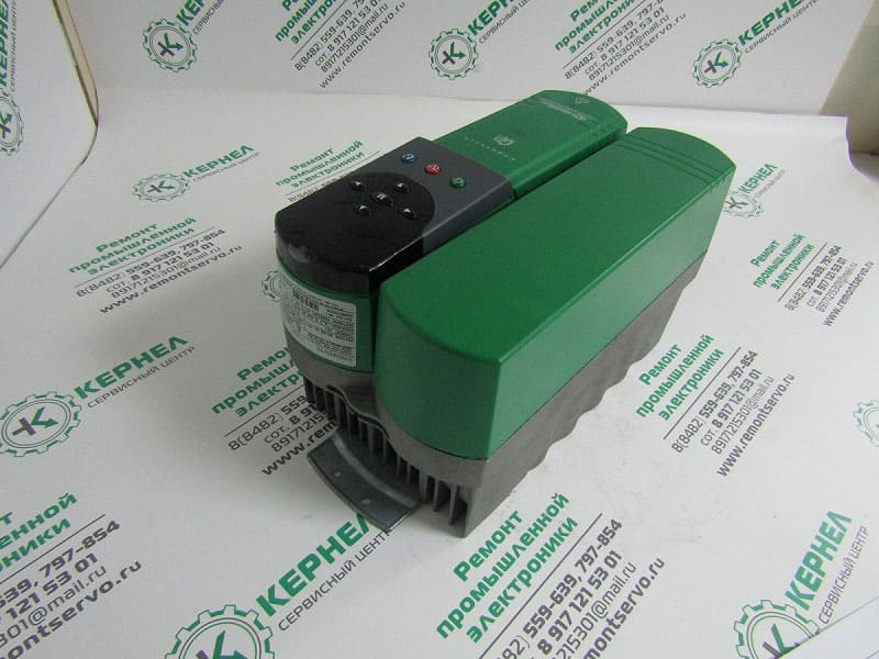 COMMANDER UNI2402VTC